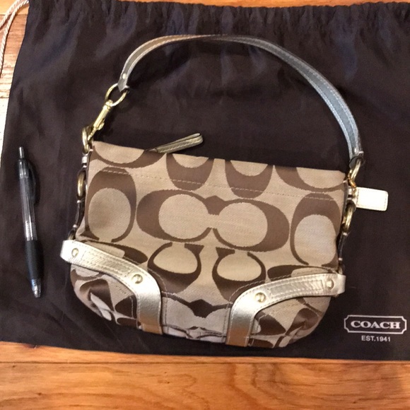 Coach mini bag. Used once. Comes with duster. - Picture 2 of 7